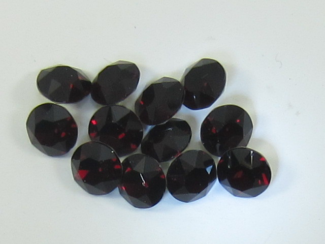 pp32 (4.0-4.1mm) 1 Gross GARNET POINTED BACK European Rhinestones